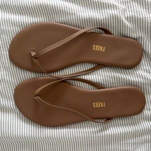 TKEES flip flops